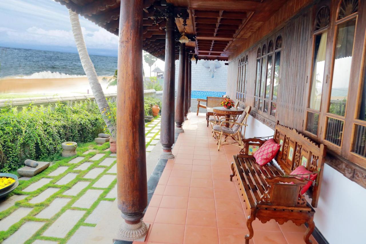 Hotel Ayursoma Ayurveda Royal Retreat Kovalam Exterior foto